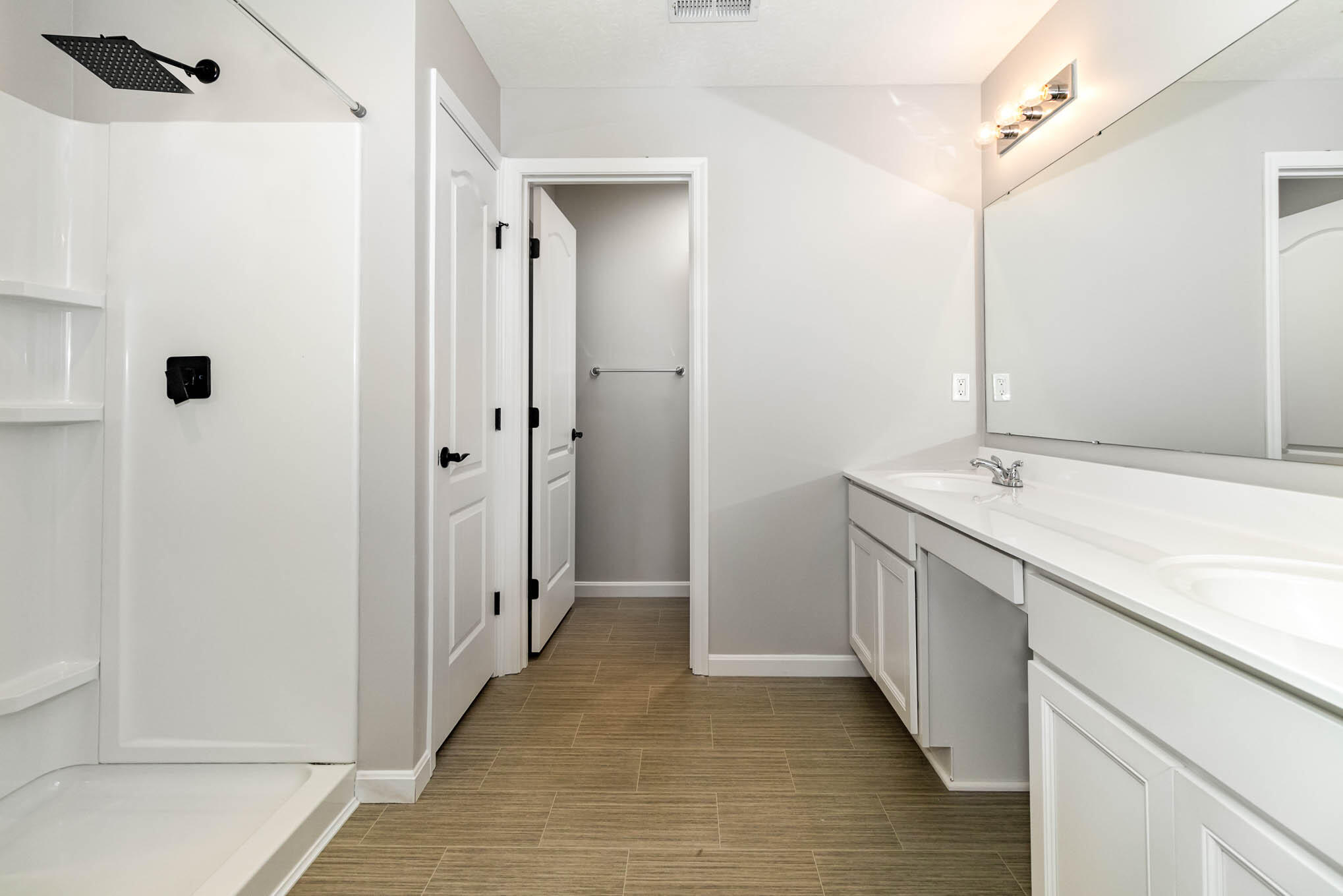 2241 Piazza Ridge, Unit 12101 Covington, KY 41017 - Photo 10 of 29 Gallery Image 10