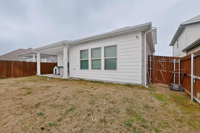 $380,000 | 2349 Aspen Hl Drive, Forney, TX 75126