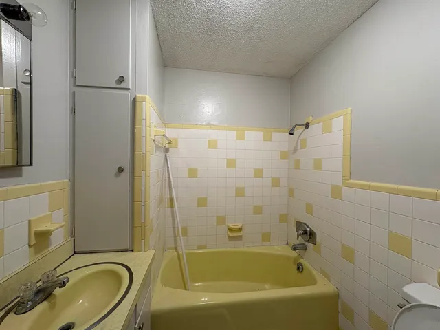 $795 | 821 1/2 Cherry Street, Tallahassee, FL 32303