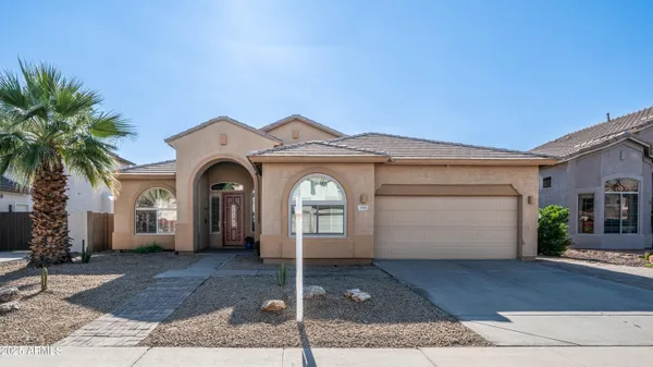 $649,900 | 757 West Carob Way, Chandler, AZ 85248