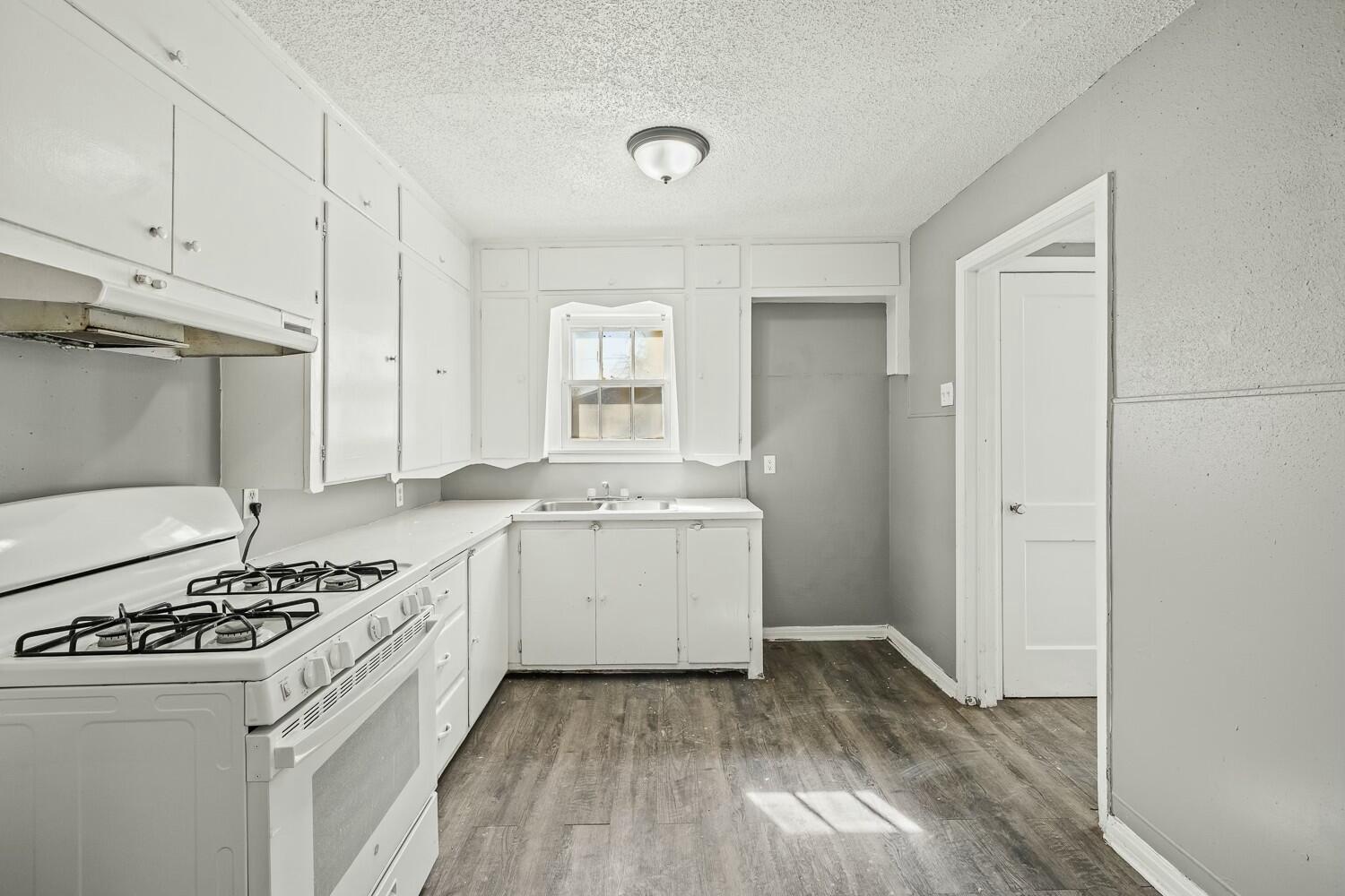 2624 2nd Street Lubbock, TX 79415 - Photo 7 of 18 tempImage9MlLP1