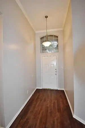 $2,195 | 1402 Lost Creek Drive, DeSoto, TX 75115