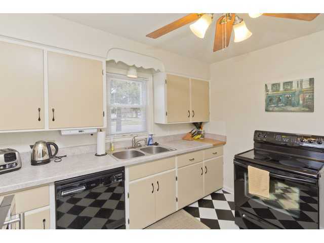 1009 Kenwick Road Columbus, OH 43209 - Photo 15 of 25 Gallery Image 15