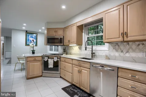 $715,000 | 10902 Baronet Road, Owings Mills, MD 21117