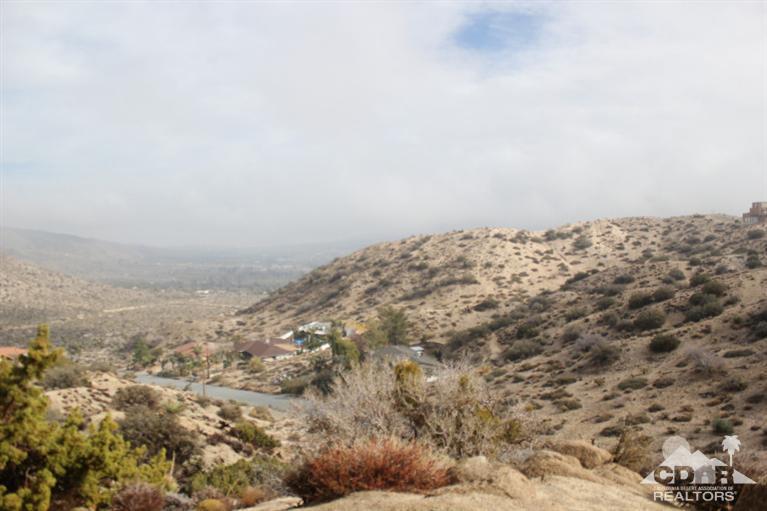 53966 Ridge Road Yucca Valley, CA 92284 - Photo 18 of 20 a view of a sky
