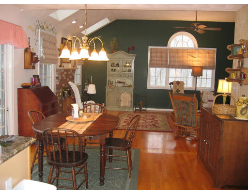 110 Concord Road Bedford, MA 01730 - Photo 3 of 8 Gallery Image 3