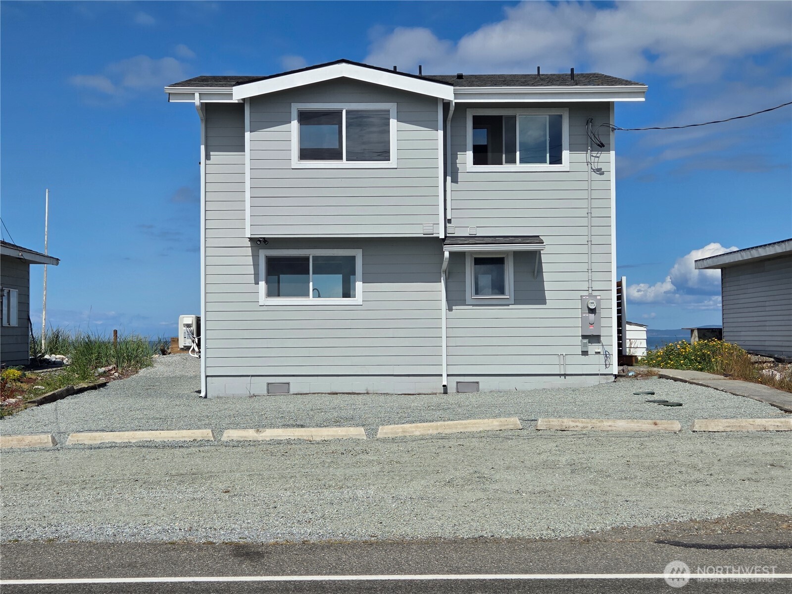 2629 West Beach Road Oak Harbor, WA 98277 - Photo 3 of 18