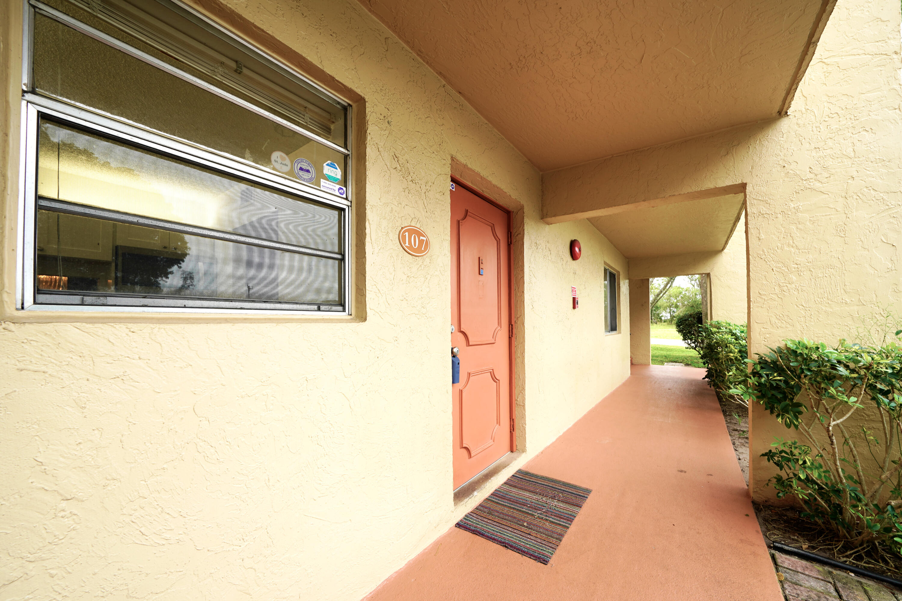 829 Camino Road, Unit 107 Delray Beach, FL 33445 - Photo 2 of 47 Exteriors (2)