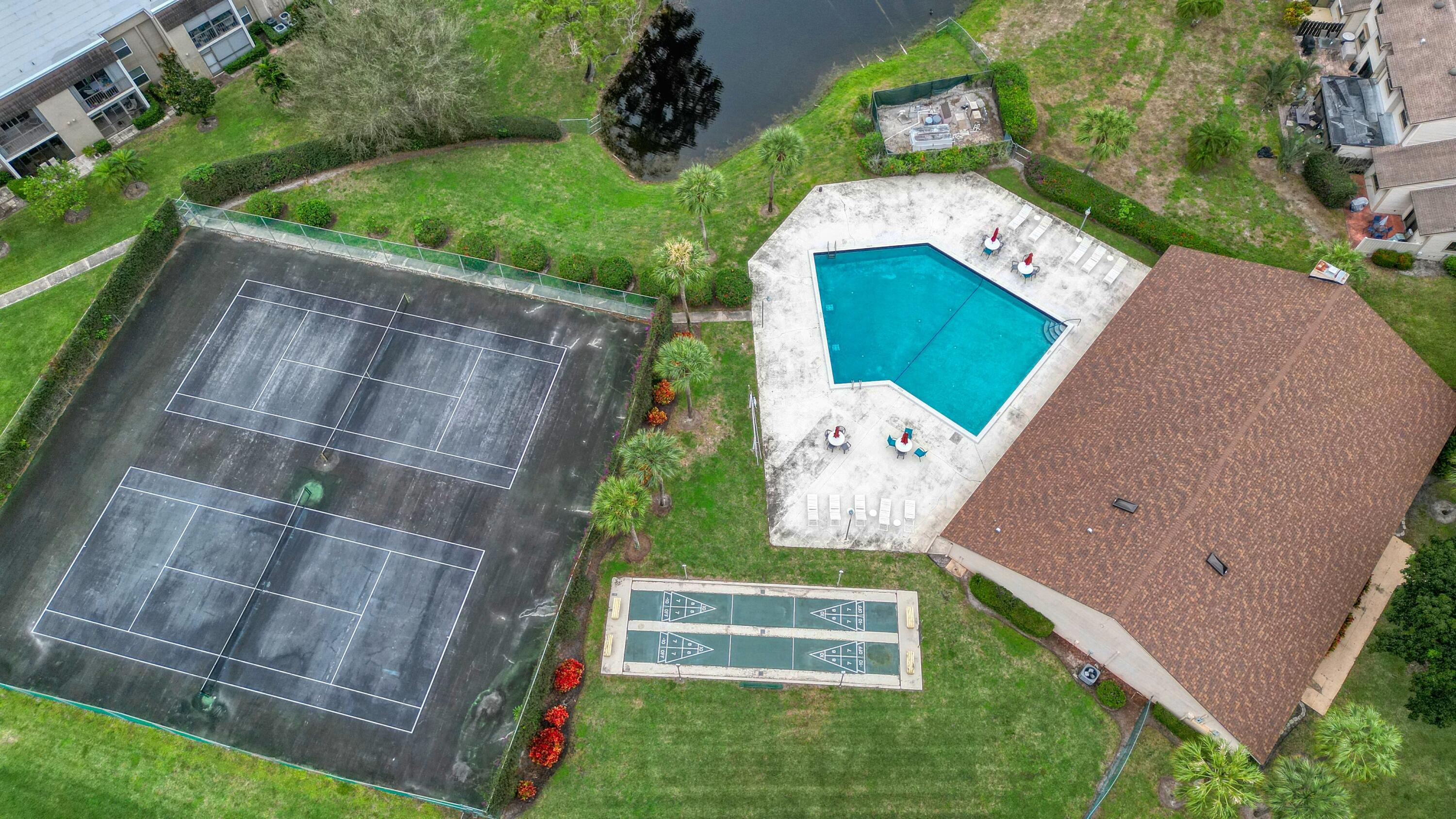 829 Camino Road, Unit 107 Delray Beach, FL 33445 - Photo 42 of 47 Aerials 829 Camino Rd Common Areas - C
