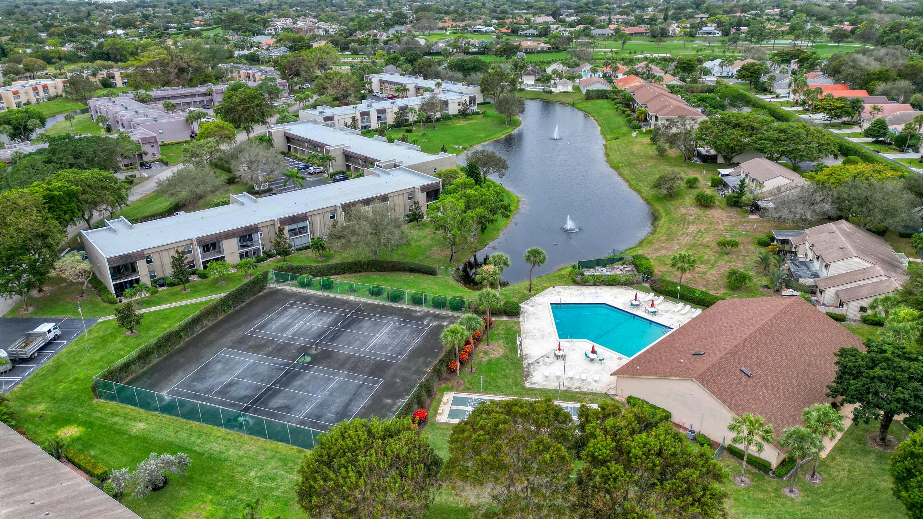 829 Camino Road, Unit 107 Delray Beach, FL 33445 - Photo 43 of 47 Aerials 829 Camino Rd Common Areas 2 -