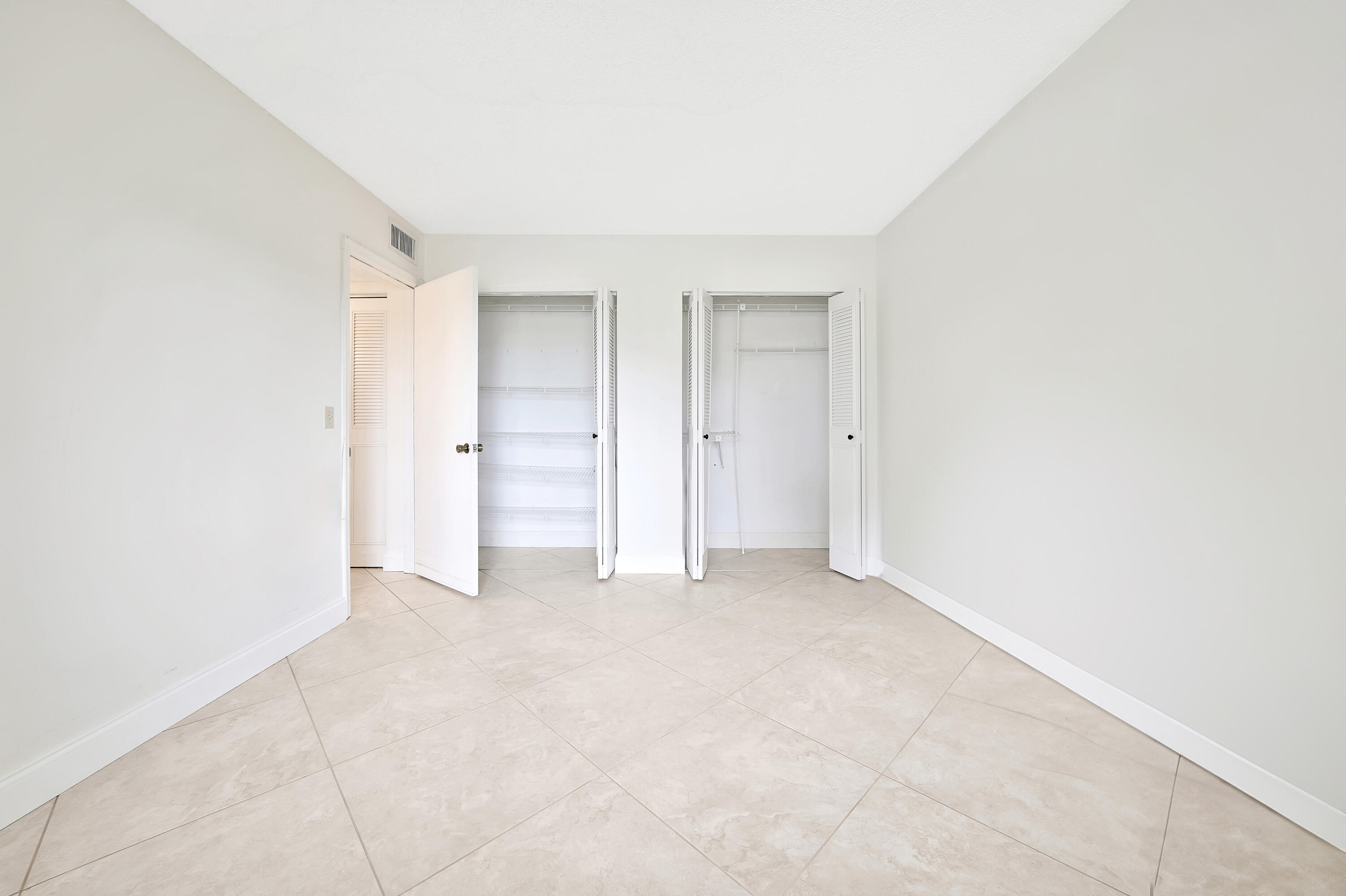 829 Camino Road, Unit 107 Delray Beach, FL 33445 - Photo 7 of 47 Guest Bedroom (2)