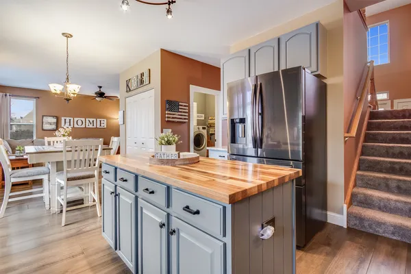 $484,900 | 7654 Pin Oak Court, Plainfield, IL 60586