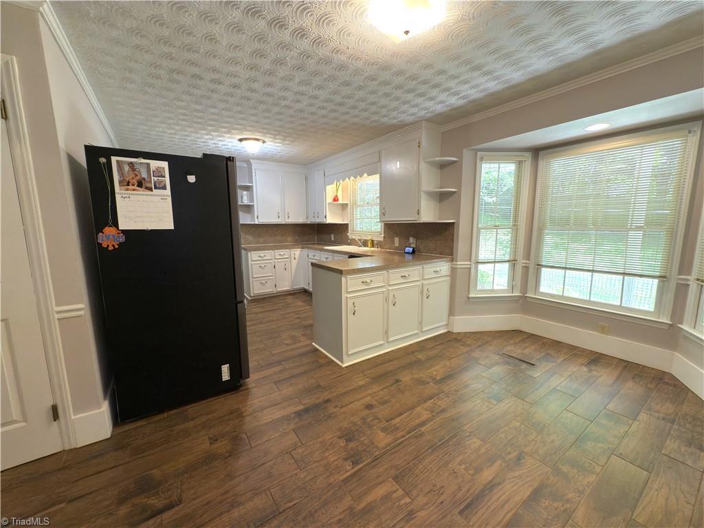 191 Valley View Street Elkin, NC 28621 - Photo 12 of 36