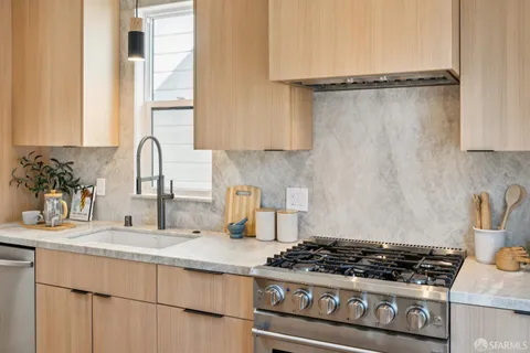 $899,000 | 616 Silliman Street, San Francisco, CA 94134