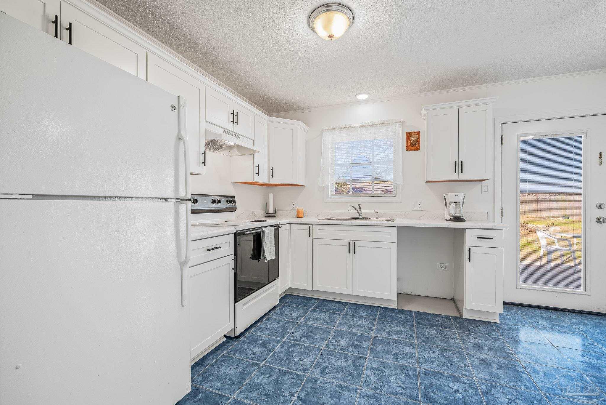 4697 Cyril Drive Pace, FL 32571 - Photo 11 of 40