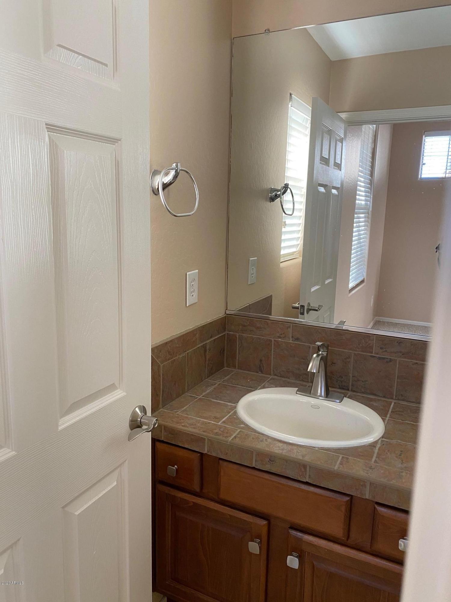 4514 East Rakestraw Lane Gilbert, AZ 85298 - Photo 27 of 42 IMG_1086