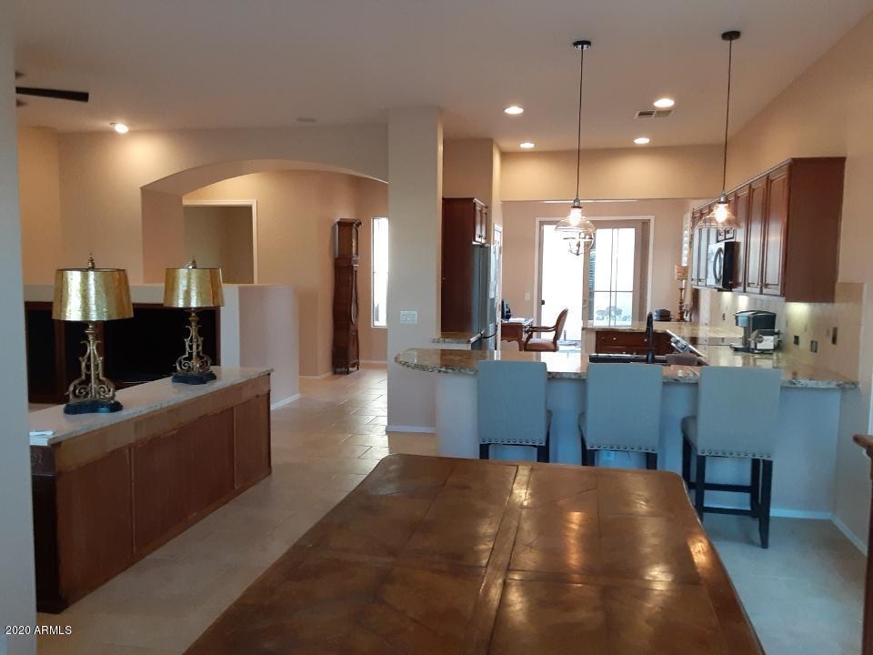 4514 East Rakestraw Lane Gilbert, AZ 85298 - Photo 3 of 42 Resized952020111795155353