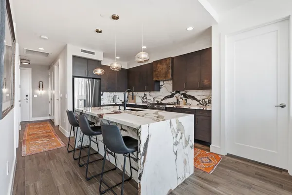 $6,650 | 222 West Avenue, Unit 1214, Austin, TX 78701