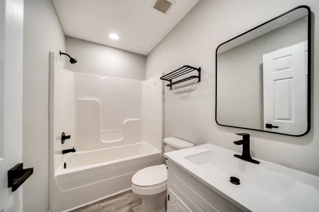 $1,100 | 1016 Swift Drive, Unit A, Clarksville, TN 37040