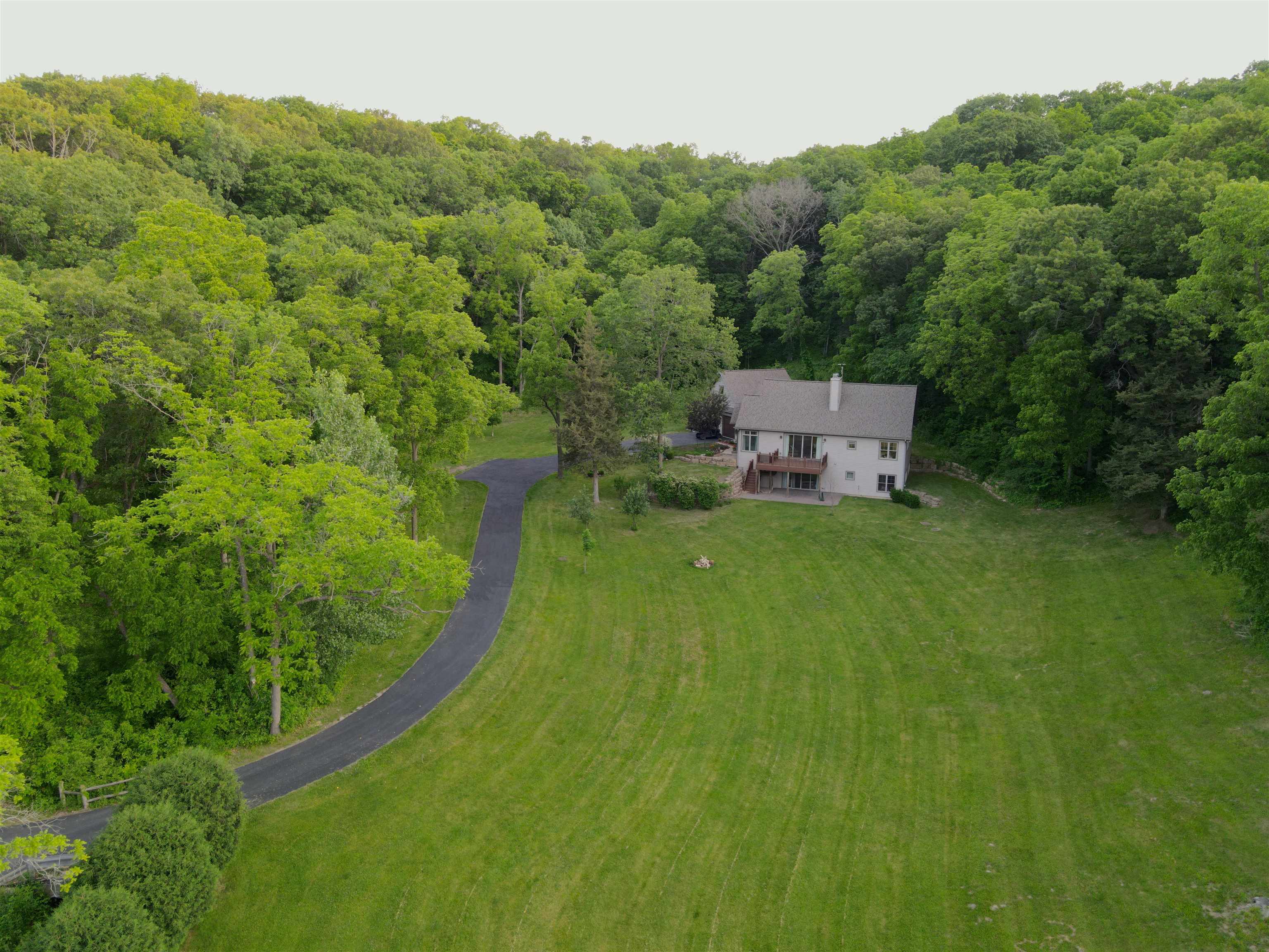 9496 South Hanover Hill Road Hanover, IL 61041 - Photo 19 of 97