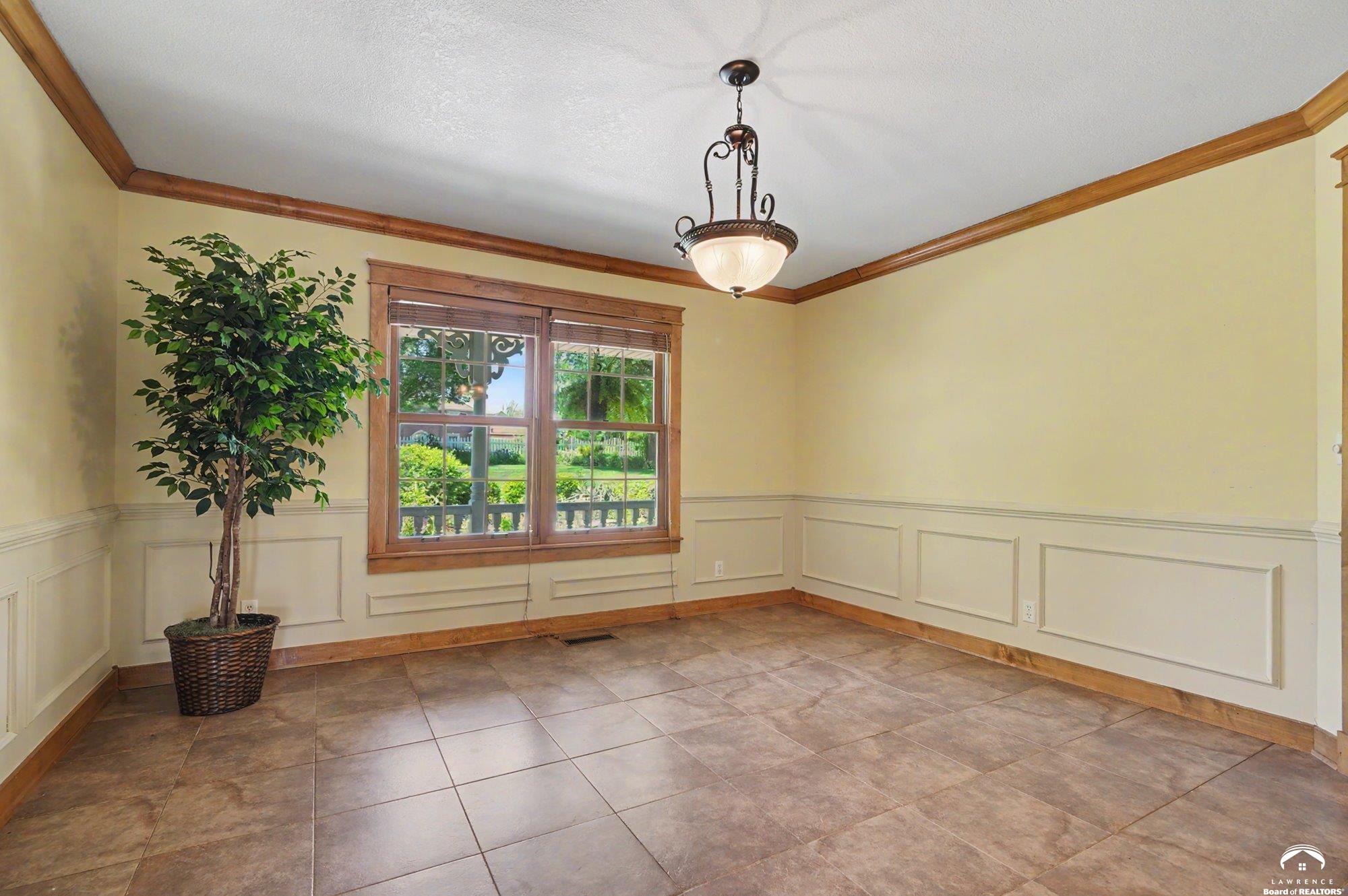 618 East 1714th Road Baldwin City, KS 66006 - Photo 17 of 100