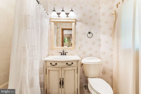 $4,000 | 1850 Ridge Road, Haymarket, VA 20169