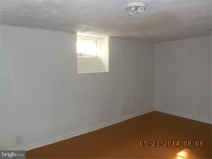 1244 Harshaw Road Brookhaven, PA 19015 - Photo 14 of 15 Family Room