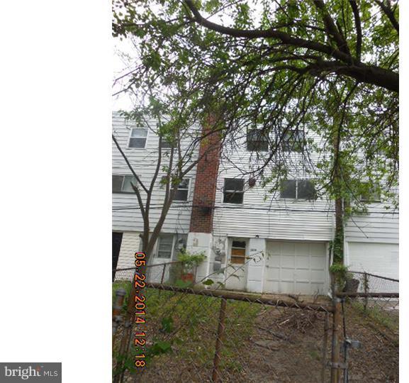 1244 Harshaw Road Brookhaven, PA 19015 - Photo 2 of 15 Exterior Back