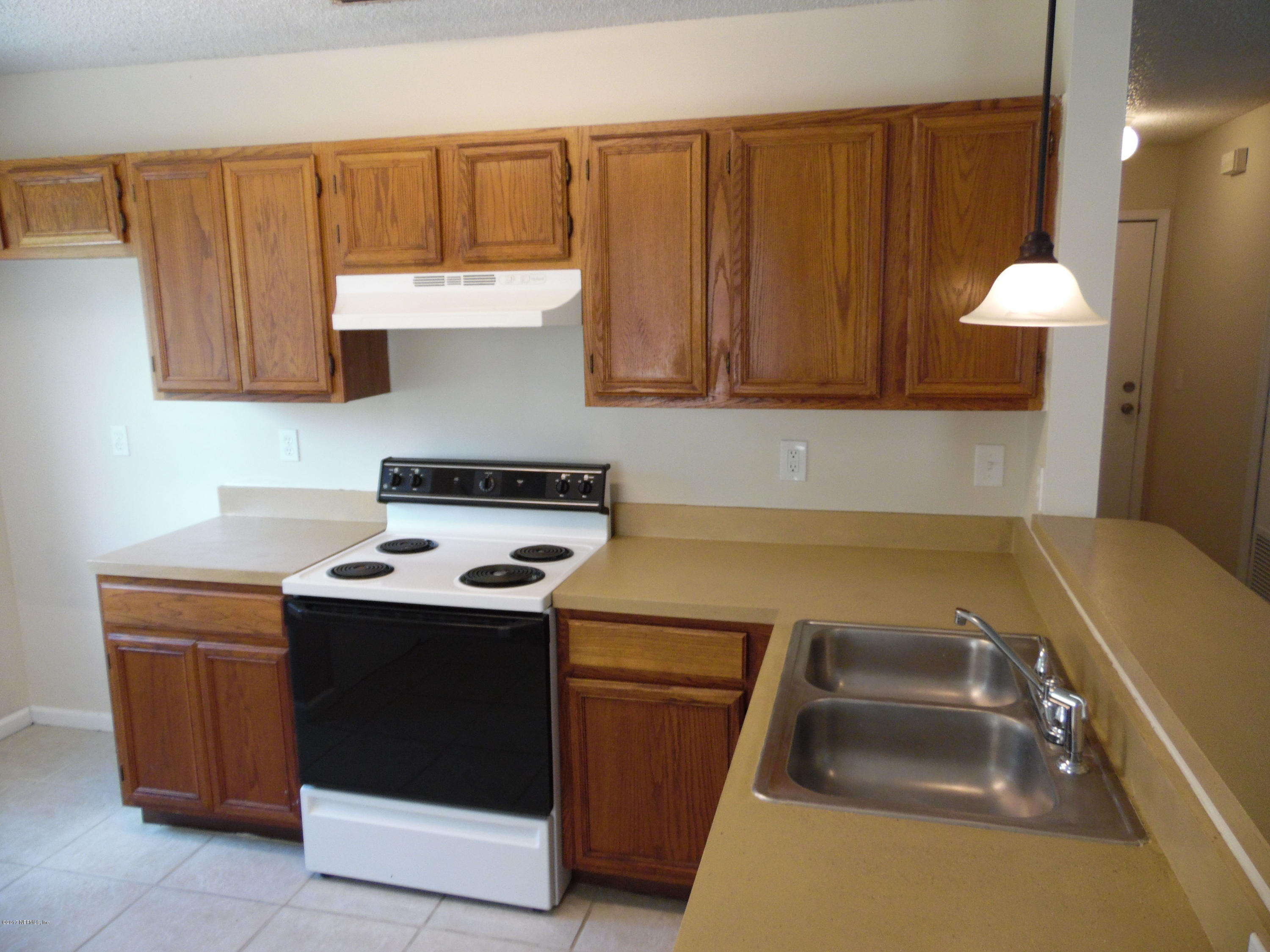 2879 Eagle Point Road Middleburg, FL 32068 - Photo 4 of 21 Kitchen 2