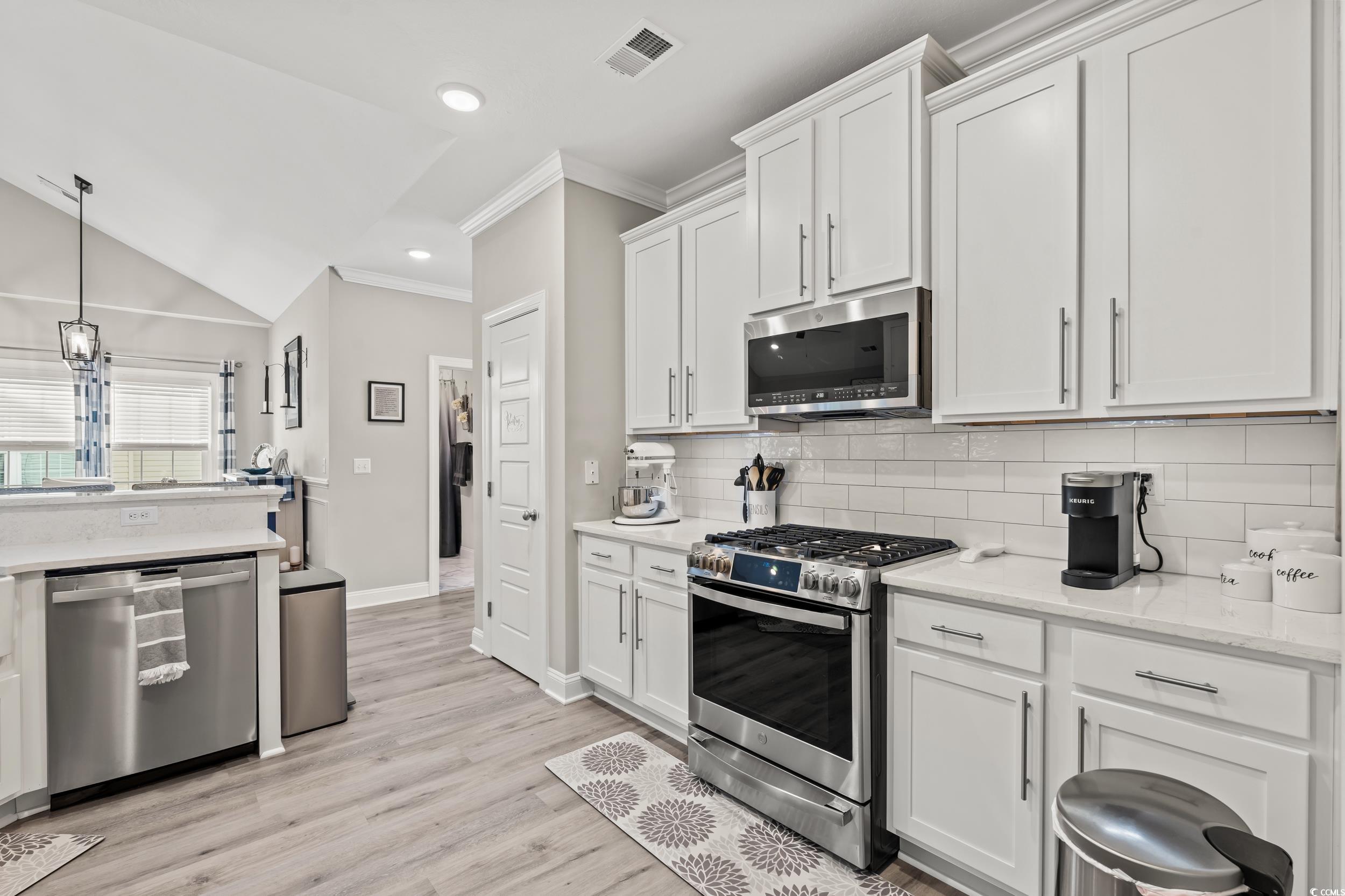933 Jackline Place, Unit 203 Murrells Inlet, SC 29576 - Photo 10 of 32 Gallery Image 10
