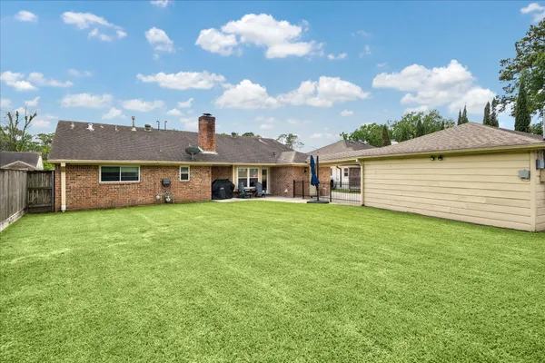 $899,000 | 1006 Cheshire Lane, Houston, TX 77018