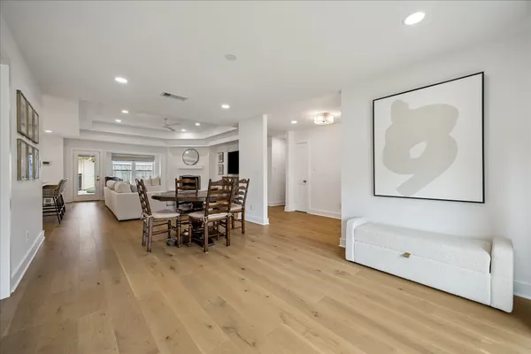 $899,000 | 1006 Cheshire Lane, Houston, TX 77018