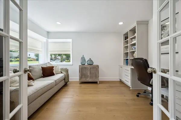 $899,000 | 1006 Cheshire Lane, Houston, TX 77018