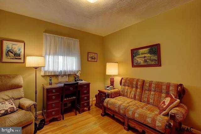 1862 Powder Mill Road York, PA 17402 - Photo 17 of 26