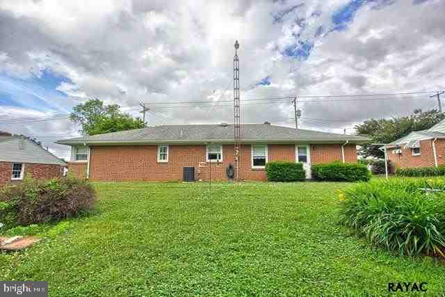 1862 Powder Mill Road York, PA 17402 - Photo 23 of 26