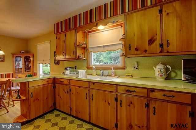 1862 Powder Mill Road York, PA 17402 - Photo 7 of 26