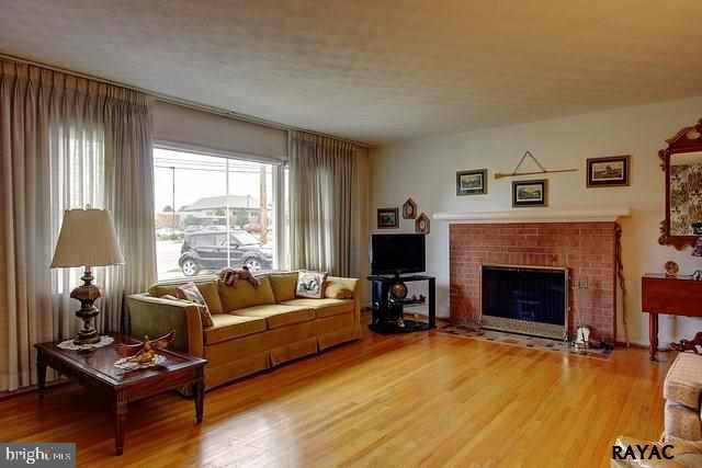 1862 Powder Mill Road York, PA 17402 - Photo 8 of 26