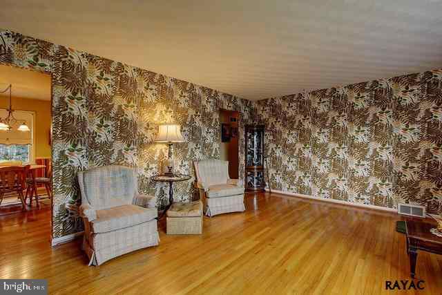 1862 Powder Mill Road York, PA 17402 - Photo 10 of 26