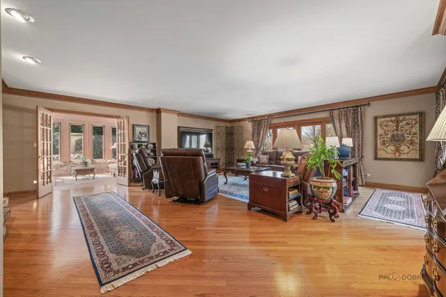 $1,895,000 | 1330 Kurtis Lane, Lake Forest, IL 60045