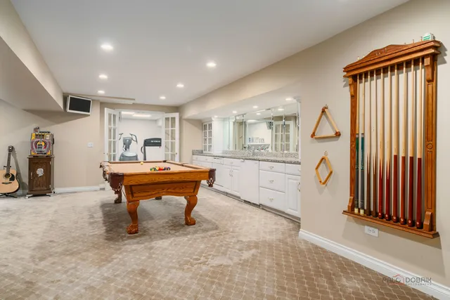 $1,895,000 | 1330 Kurtis Lane, Lake Forest, IL 60045