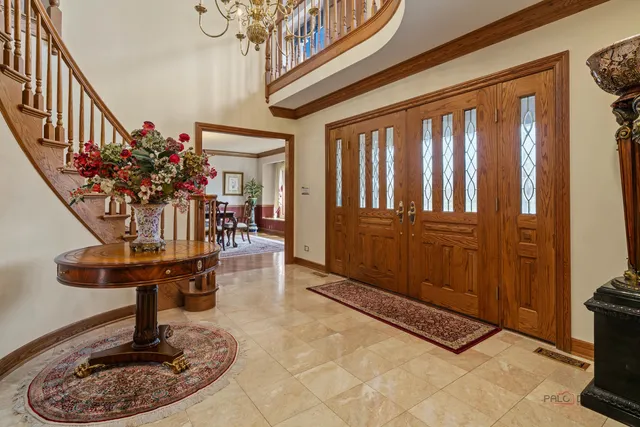 $1,895,000 | 1330 Kurtis Lane, Lake Forest, IL 60045