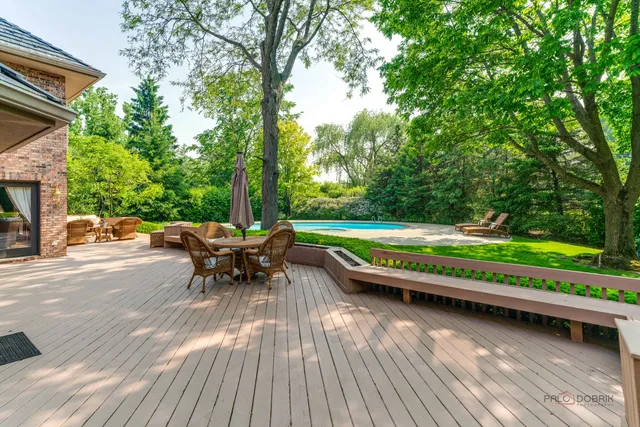 $1,895,000 | 1330 Kurtis Lane, Lake Forest, IL 60045