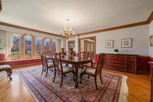 $1,895,000 | 1330 Kurtis Lane, Lake Forest, IL 60045