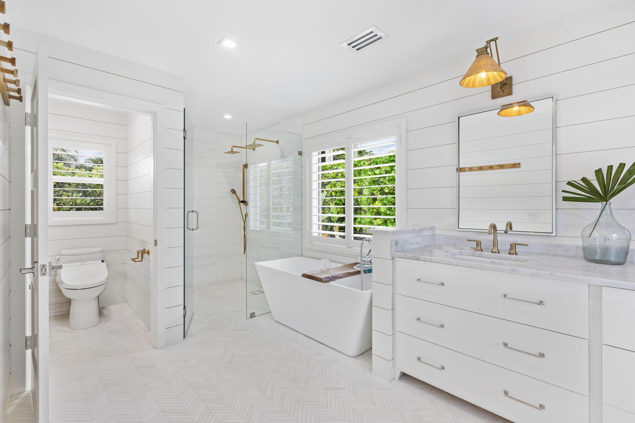 550 Dover Road Tequesta, FL 33469 - Photo 20 of 63 20-web-or-mls-ET6A3851