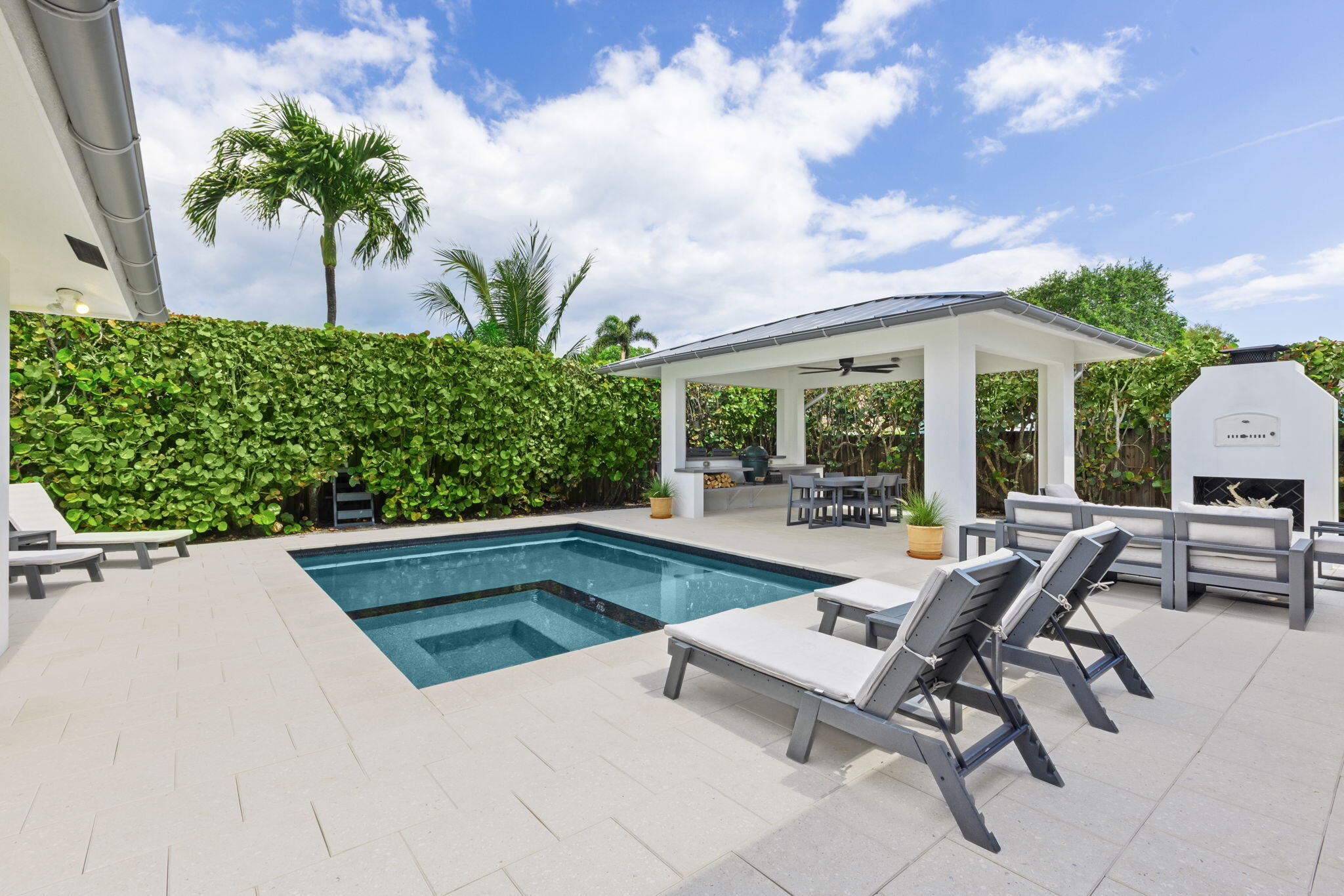 550 Dover Road Tequesta, FL 33469 - Photo 36 of 63 36-web-or-mls-ET6A3972 (2)