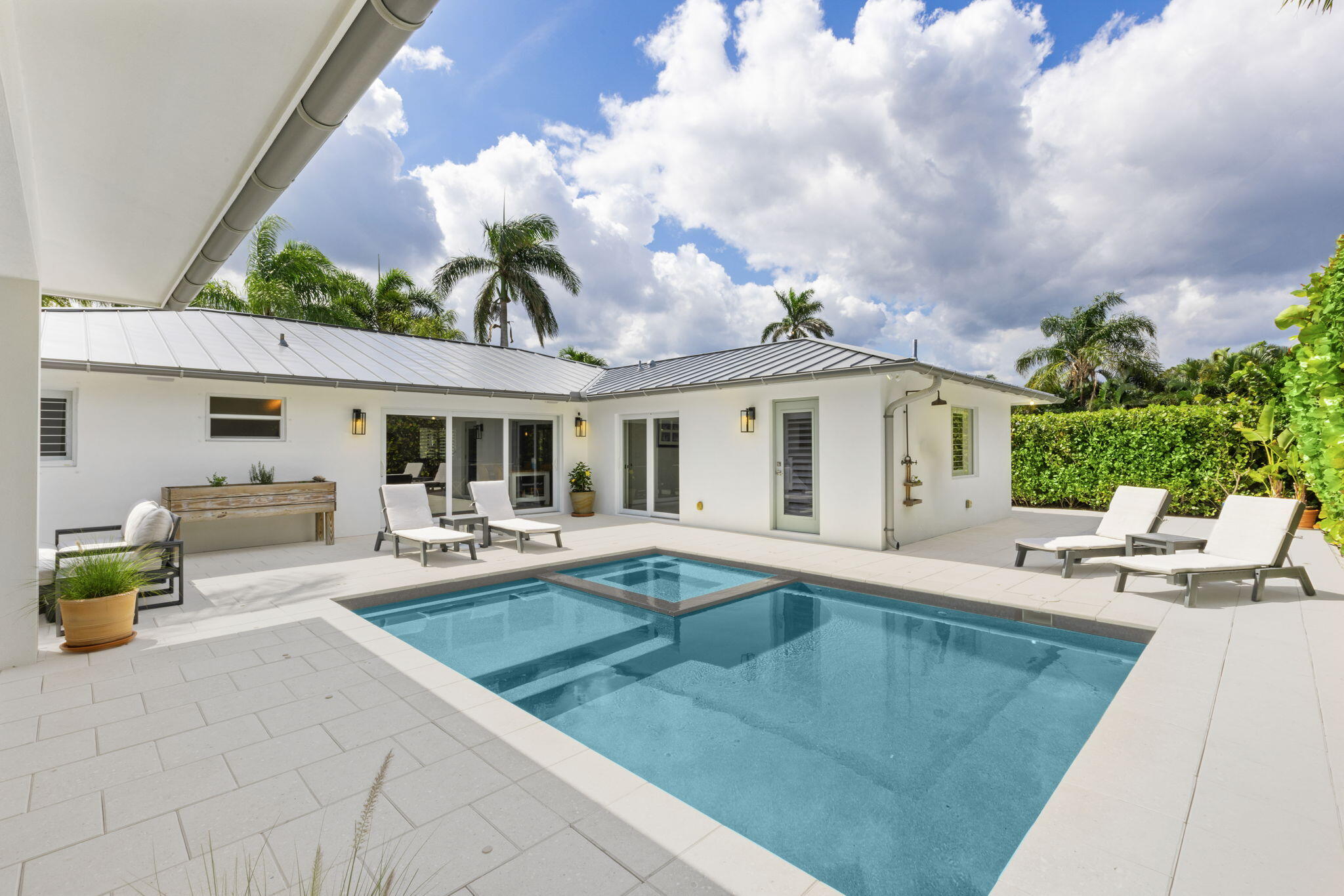 550 Dover Road Tequesta, FL 33469 - Photo 37 of 63 37-web-or-mls-ET6A4010 (2)