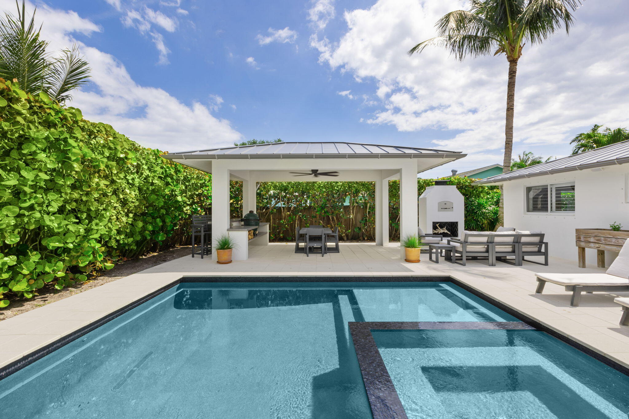 550 Dover Road Tequesta, FL 33469 - Photo 38 of 63 38-web-or-mls-ET6A4013 (2)