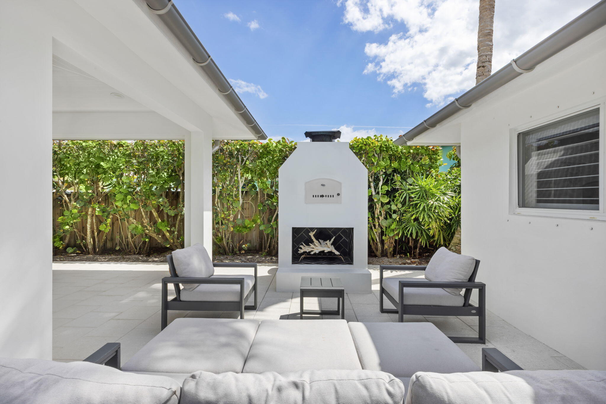 550 Dover Road Tequesta, FL 33469 - Photo 41 of 63 41-web-or-mls-ET6A3987