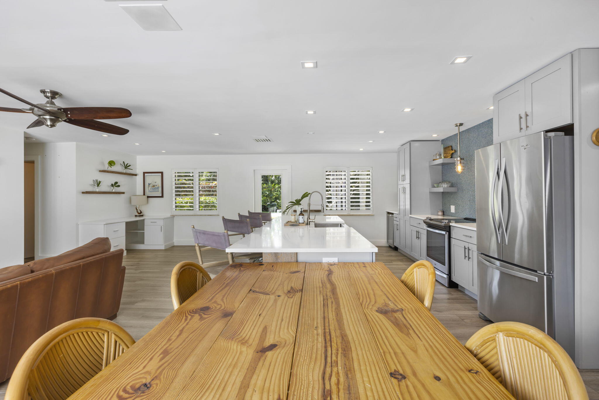 550 Dover Road Tequesta, FL 33469 - Photo 10 of 63 10-web-or-mls-ET6A3914