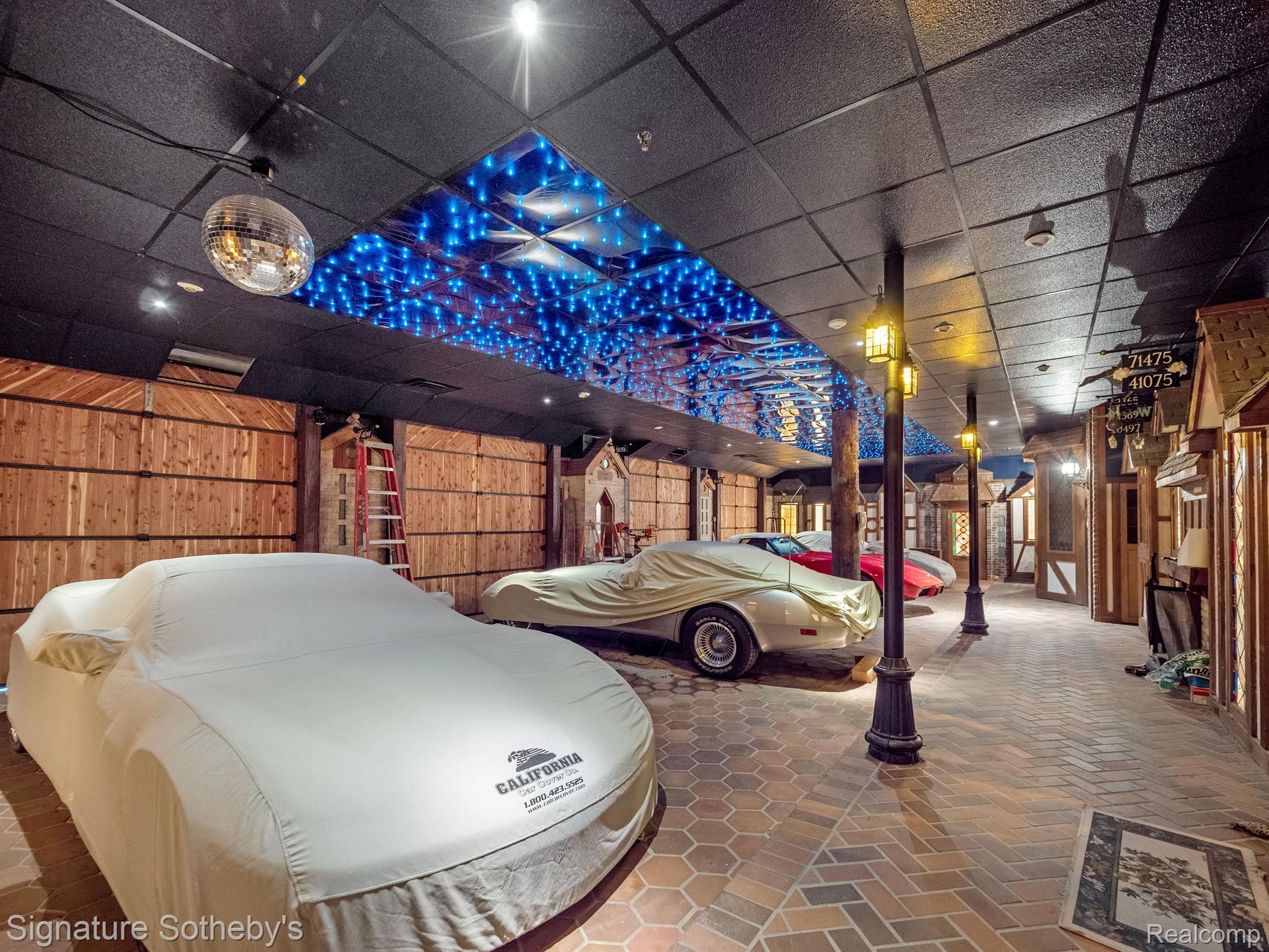 2009 Victoria Hill Drive Rochester, MI 48306 - Photo 79 of 98 Gallery Image 79